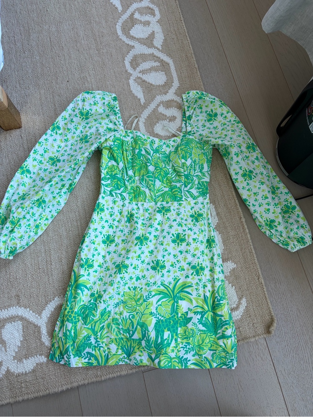 Lilly Pulitzer Green & White Floral Puff-Sleeve romper Dress